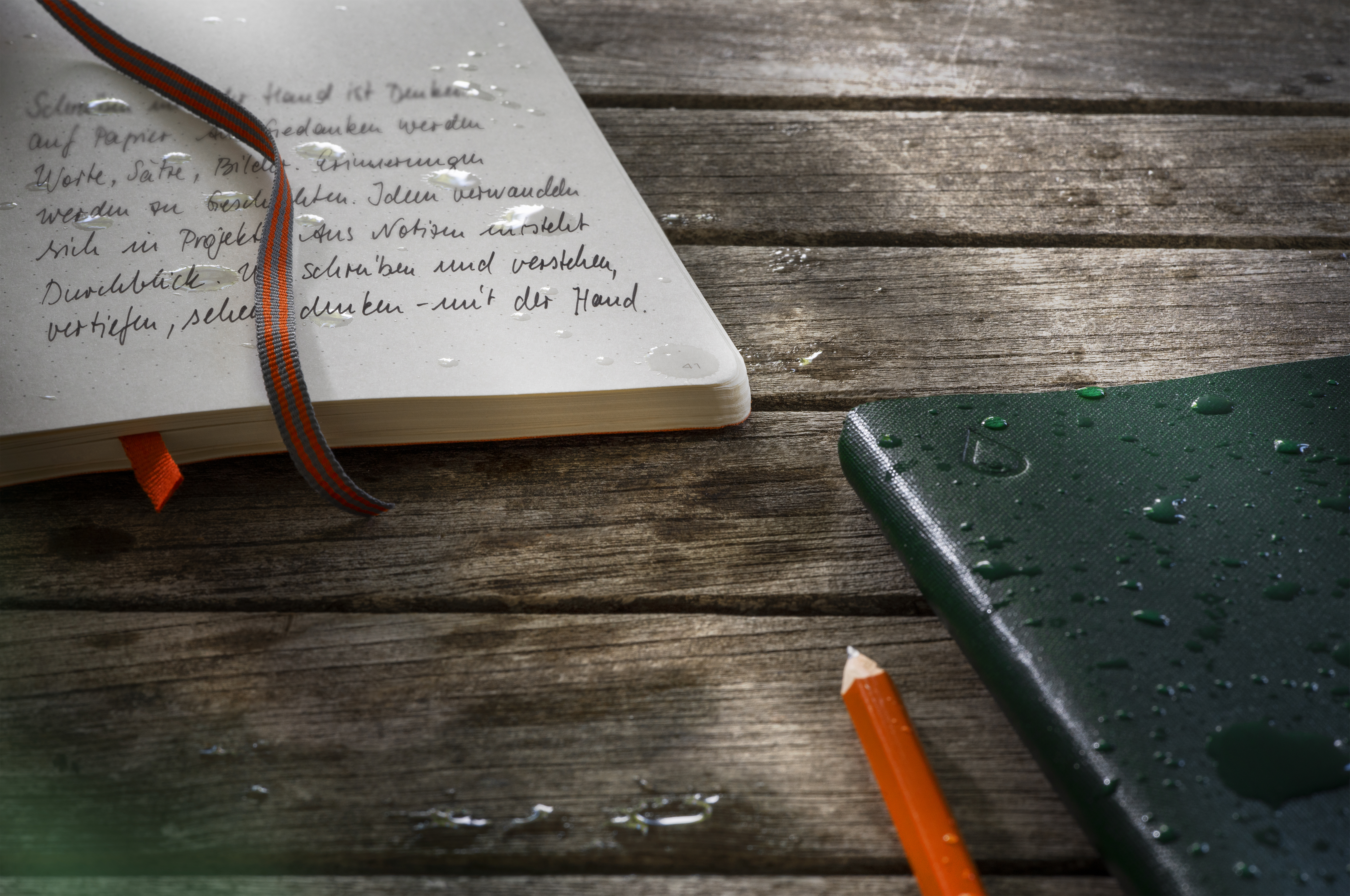 Leuchtturm Notizbuch Outlines Paperback (B6+) Walden Green